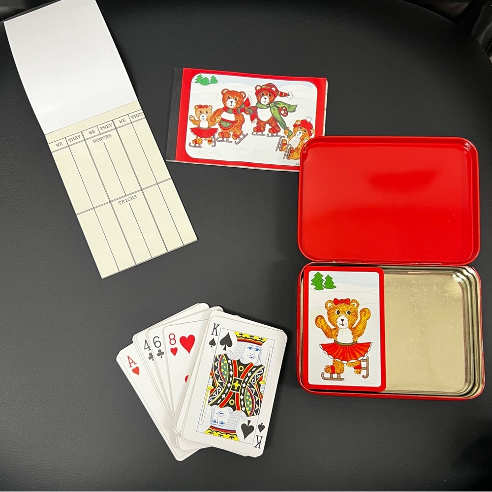 VTG 1986‎ Christmas Around The World Bears Bridge Set Playing Cards Two Decks